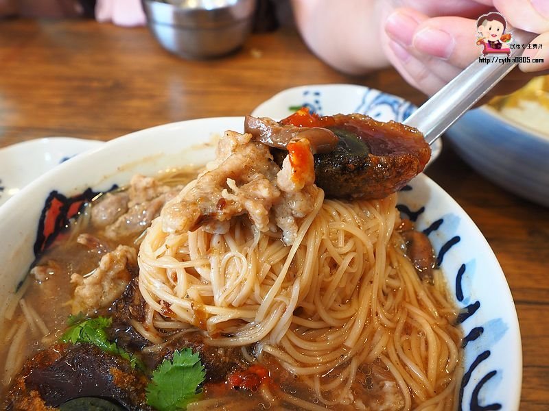 桃園美食-好食屋-蝦蝦摩天輪好浮誇，還有隱藏版炙燒滷肉飯，浮誇!!! @民宿女王芽月-美食.旅遊.全台趴趴走
