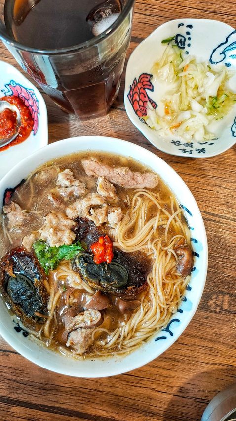 桃園美食-好食屋-蝦蝦摩天輪好浮誇，還有隱藏版炙燒滷肉飯，浮誇!!! @民宿女王芽月-美食.旅遊.全台趴趴走