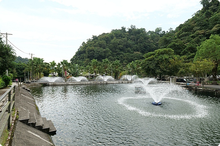 鳳梨屋水上莊園⎮豪華露營露墅Villa。免搭帳直接入住,瀑布鞦韆、鳯梨戲水池,沁涼泉水超過癮,晚上還有夜間高空煙火秀,星空電影院! @捲捲頭 Wonderful 品味。生活 鳳梨屋水上莊園⎮豪華露營露墅Villa。免搭帳直接入住,瀑布鞦韆、鳯梨戲水池,沁涼泉水超過癮,晚上還有夜間高空煙火秀,星空電影院! @捲捲頭 Wonderful 品味。生活