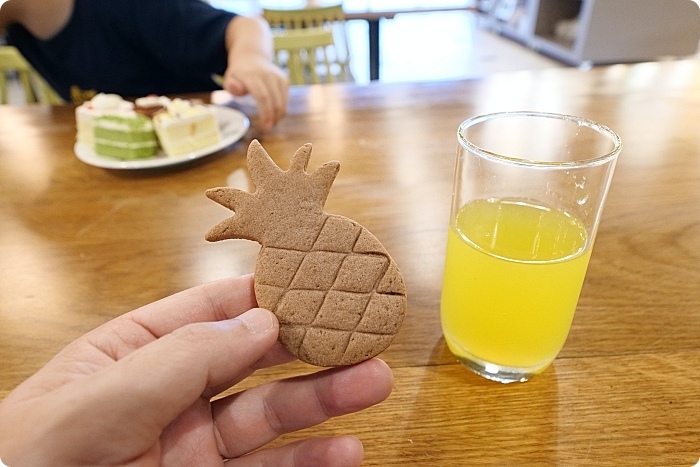 鳳梨屋水上莊園⎮豪華露營露墅Villa。免搭帳直接入住,瀑布鞦韆、鳯梨戲水池,沁涼泉水超過癮,晚上還有夜間高空煙火秀,星空電影院! @捲捲頭 Wonderful 品味。生活 鳳梨屋水上莊園⎮豪華露營露墅Villa。免搭帳直接入住,瀑布鞦韆、鳯梨戲水池,沁涼泉水超過癮,晚上還有夜間高空煙火秀,星空電影院! @捲捲頭 Wonderful 品味。生活