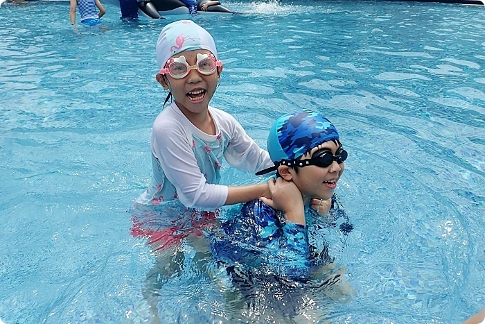 鳳梨屋水上莊園⎮豪華露營露墅Villa。免搭帳直接入住,瀑布鞦韆、鳯梨戲水池,沁涼泉水超過癮,晚上還有夜間高空煙火秀,星空電影院! @捲捲頭 Wonderful 品味。生活 鳳梨屋水上莊園⎮豪華露營露墅Villa。免搭帳直接入住,瀑布鞦韆、鳯梨戲水池,沁涼泉水超過癮,晚上還有夜間高空煙火秀,星空電影院! @捲捲頭 Wonderful 品味。生活