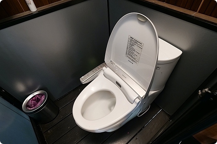 鳳梨屋水上莊園⎮豪華露營露墅Villa。免搭帳直接入住,瀑布鞦韆、鳯梨戲水池,沁涼泉水超過癮,晚上還有夜間高空煙火秀,星空電影院! @捲捲頭 Wonderful 品味。生活 鳳梨屋水上莊園⎮豪華露營露墅Villa。免搭帳直接入住,瀑布鞦韆、鳯梨戲水池,沁涼泉水超過癮,晚上還有夜間高空煙火秀,星空電影院! @捲捲頭 Wonderful 品味。生活