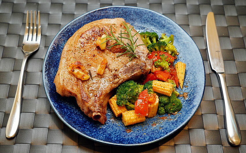 【宅配】陞煇食品.超狂豪華火鍋組前500名送戰斧豬排2隻、加LINE友送貢丸!