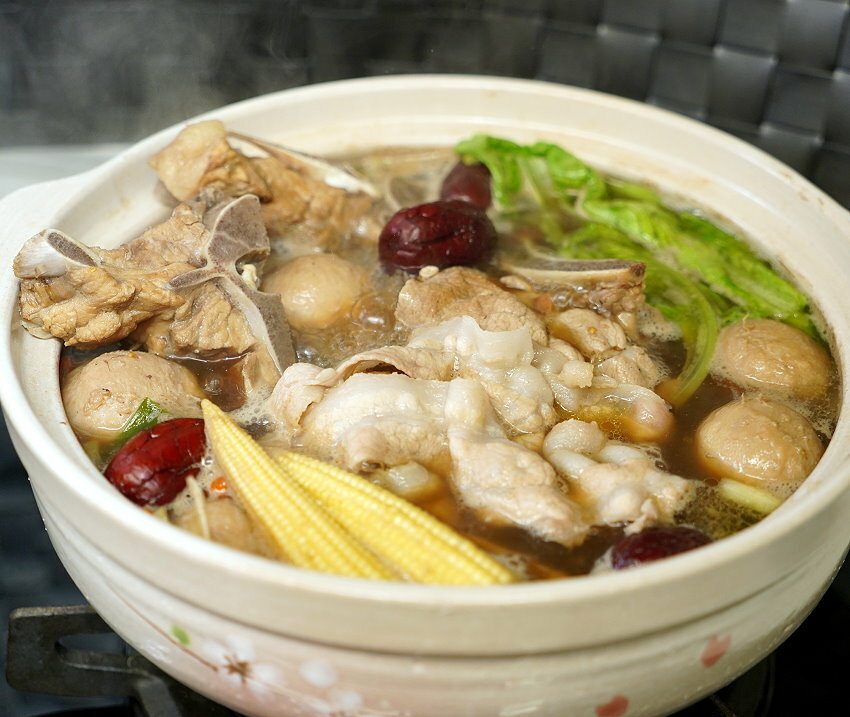 【宅配】陞煇食品.超狂豪華火鍋組前500名送戰斧豬排2隻、加LINE友送貢丸!