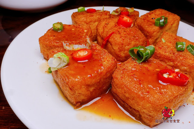 [食記] 新竹東區-墨簡單料理 居酒屋(晚上時段) 必點老皮嫩肉豆腐香開胃酸  微微的電流花椒川味椒麻雞 隱藏在巷弄裡的美味台式居酒屋