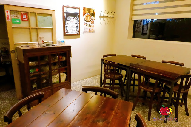 [食記] 新竹東區-墨簡單料理 居酒屋(晚上時段) 必點老皮嫩肉豆腐香開胃酸  微微的電流花椒川味椒麻雞 隱藏在巷弄裡的美味台式居酒屋