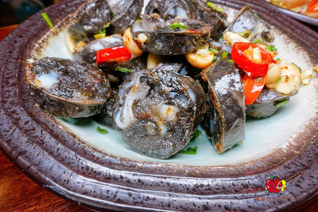 [食記] 新竹東區-墨簡單料理 居酒屋(晚上時段) 必點老皮嫩肉豆腐香開胃酸  微微的電流花椒川味椒麻雞 隱藏在巷弄裡的美味台式居酒屋