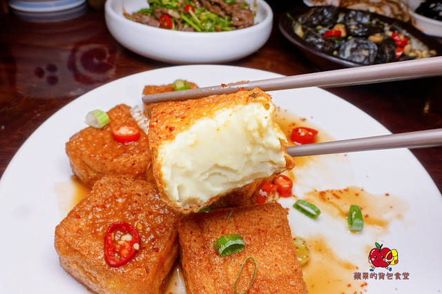 [食記] 新竹東區-墨簡單料理 居酒屋(晚上時段) 必點老皮嫩肉豆腐香開胃酸  微微的電流花椒川味椒麻雞 隱藏在巷弄裡的美味台式居酒屋