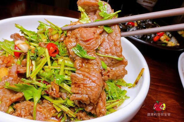 [食記] 新竹東區-墨簡單料理 居酒屋(晚上時段) 必點老皮嫩肉豆腐香開胃酸  微微的電流花椒川味椒麻雞 隱藏在巷弄裡的美味台式居酒屋