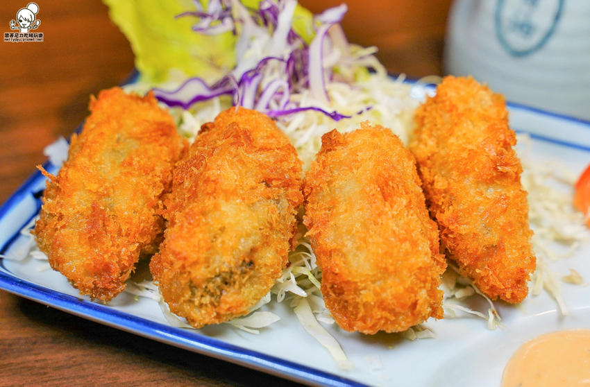 療癒日式鮮味美食、爆料大份量豬排卷壽司、必點創意丼飯，聚餐就愛有樂町日本料理｜壽星贈生魚片蛋糕 - 跟著尼力吃喝玩樂＆親子生活