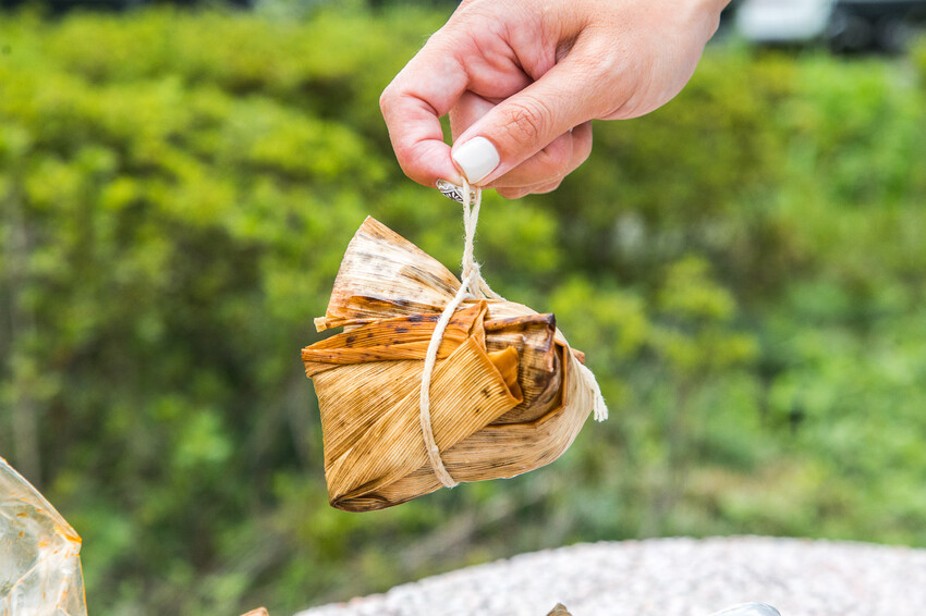 新北石門俞家肉粽！台灣最北端胡椒肉粽，24小時不打烊必買鳳螺燒酒螺。