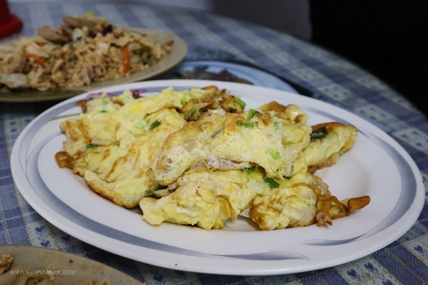 【離島-金門旅遊#7】麗蓮小吃|尋找舅舅記憶中當兵的味道、金門媽媽炒泡麵給你吃!