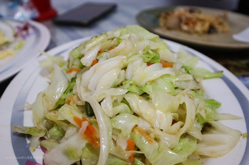 【離島-金門旅遊#7】麗蓮小吃|尋找舅舅記憶中當兵的味道、金門媽媽炒泡麵給你吃!