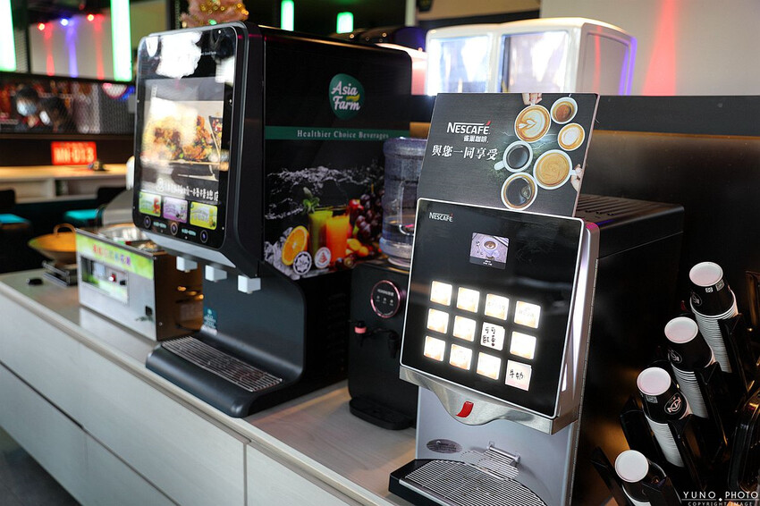 台中市沙鹿區全台最潮夜店工業風麻辣鍋！讓人回味的湯底與食材