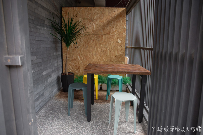 新竹早午餐|是時候,辛志平校長故居後巷的低調早午餐店!像鮭魚卵啵啵口感的爆爆珠氣泡飲