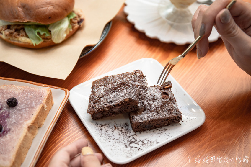 新竹早午餐|是時候,辛志平校長故居後巷的低調早午餐店!像鮭魚卵啵啵口感的爆爆珠氣泡飲