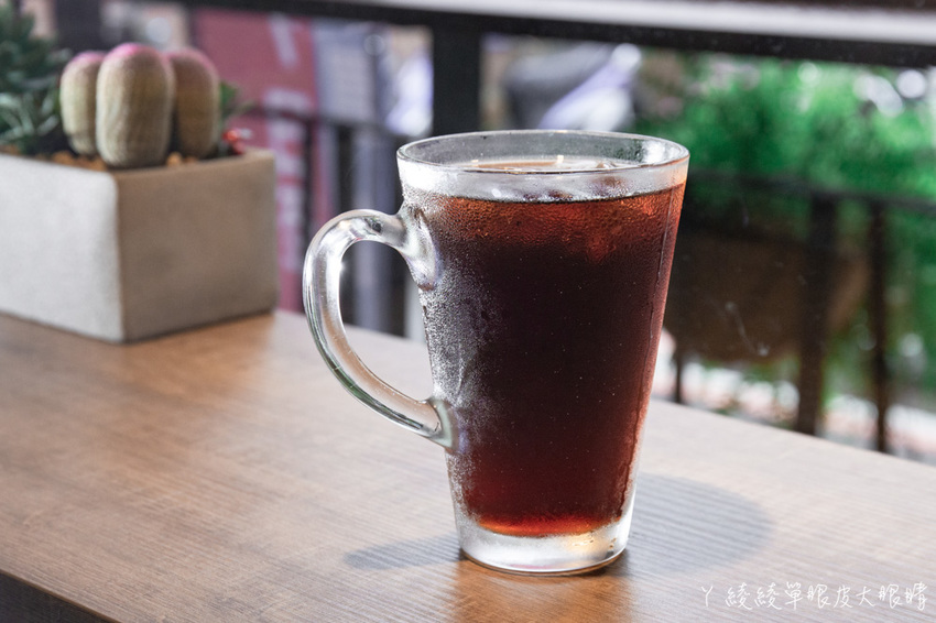 新竹早午餐|是時候,辛志平校長故居後巷的低調早午餐店!像鮭魚卵啵啵口感的爆爆珠氣泡飲