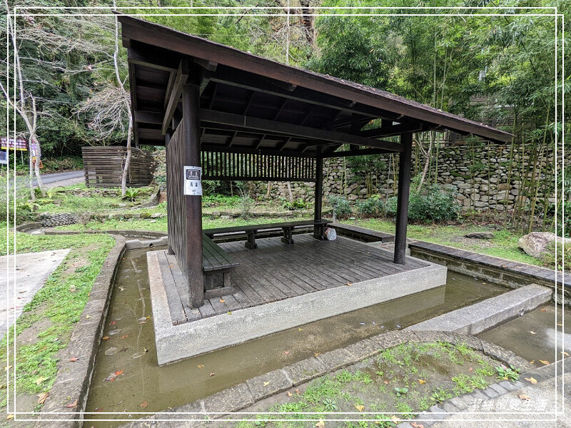 張學良文化園區 x三毛故居(夢屋)-新竹/五峰清泉風景區怎麼玩?漫步賞櫻走吊橋逛市集+將軍湯泡腳好舒暢