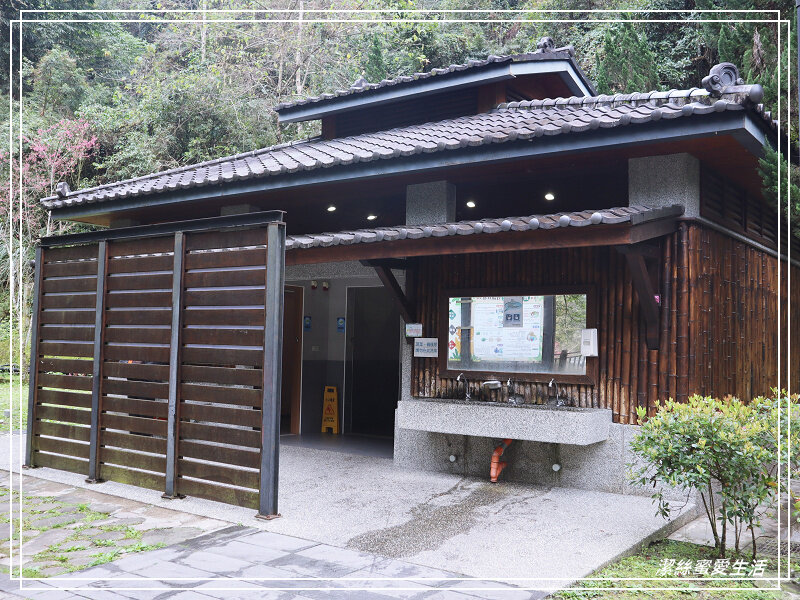 張學良文化園區 x三毛故居(夢屋)-新竹/五峰清泉風景區怎麼玩?漫步賞櫻走吊橋逛市集+將軍湯泡腳好舒暢