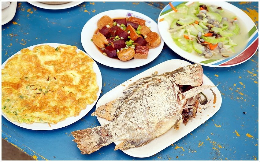 【桃園大溪親子景點】花鹿秘境-李家摸蜆農場．餵小鹿、迷你豬、釣蝦、釣魚、玩水~