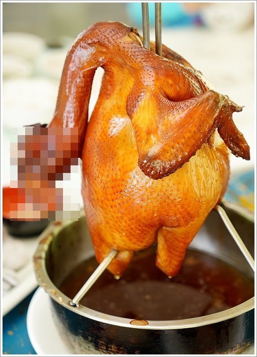 【桃園大溪親子景點】花鹿秘境-李家摸蜆農場．餵小鹿、迷你豬、釣蝦、釣魚、玩水~