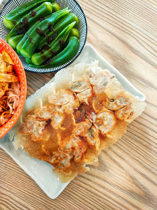 桃園中壢美食-山城亭-在田中央的牛肉麵,湯頭精緻好喝,還有好吃的日式雪花餃子 @民宿女王芽月-美食.旅遊.全台趴趴走