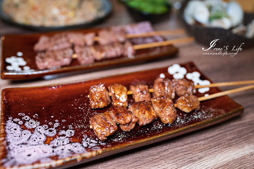 永和超人氣日式串燒居酒屋，2千多則評論高達4.9分！烤物炸物都厲害、炒飯份量超足，吃巧又吃飽 @Irene's 食旅．時旅