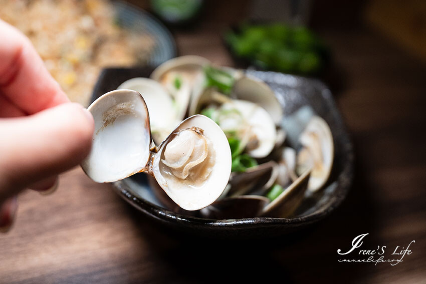 永和超人氣日式串燒居酒屋，2千多則評論高達4.9分！烤物炸物都厲害、炒飯份量超足，吃巧又吃飽 @Irene's 食旅．時旅