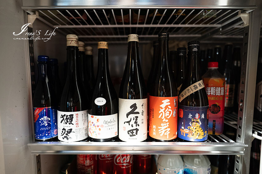 永和超人氣日式串燒居酒屋，2千多則評論高達4.9分！烤物炸物都厲害、炒飯份量超足，吃巧又吃飽 @Irene's 食旅．時旅