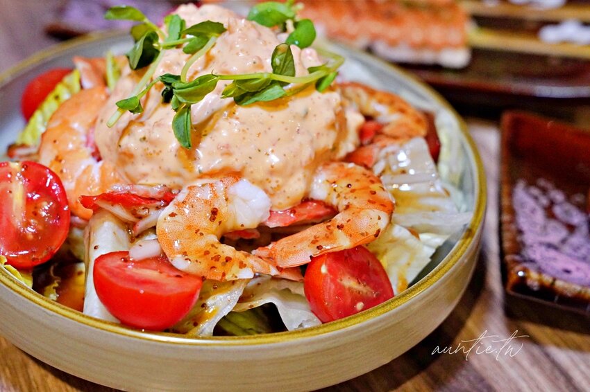 【新北】永和｜老串角居酒屋永和店，串燒、炸物，道道都是下酒好菜，日本清酒、生啤酒，永和日式居酒屋推薦