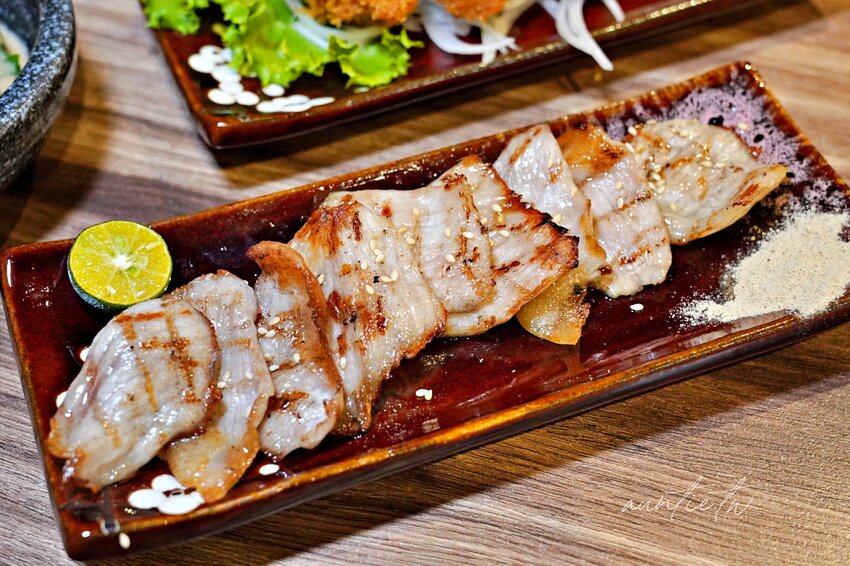 【新北】永和｜老串角居酒屋永和店，串燒、炸物，道道都是下酒好菜，日本清酒、生啤酒，永和日式居酒屋推薦