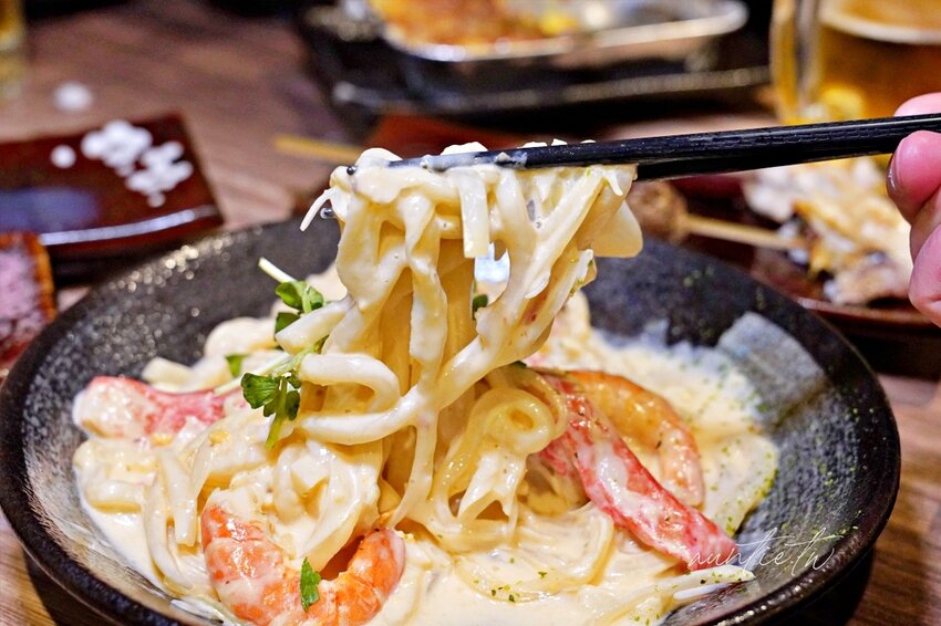 【新北】永和｜老串角居酒屋永和店，串燒、炸物，道道都是下酒好菜，日本清酒、生啤酒，永和日式居酒屋推薦