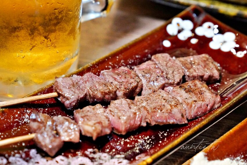 【新北】永和｜老串角居酒屋永和店，串燒、炸物，道道都是下酒好菜，日本清酒、生啤酒，永和日式居酒屋推薦