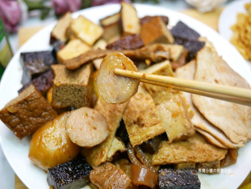 台中秘醬滷味北區永興店(OK超商騎樓),外帶美食冷滷味下午三點就開賣,必吃秘醬乾麵和滷炸豆腐! @熊寶小榆の旅遊日記