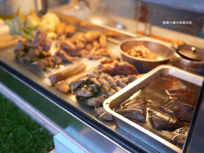 台中秘醬滷味北區永興店(OK超商騎樓),外帶美食冷滷味下午三點就開賣,必吃秘醬乾麵和滷炸豆腐! @熊寶小榆の旅遊日記