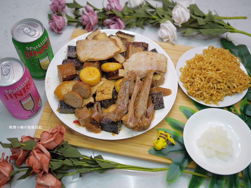 台中秘醬滷味北區永興店(OK超商騎樓),外帶美食冷滷味下午三點就開賣,必吃秘醬乾麵和滷炸豆腐! @熊寶小榆の旅遊日記