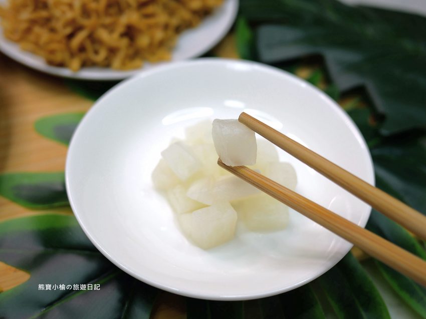 台中秘醬滷味北區永興店(OK超商騎樓),外帶美食冷滷味下午三點就開賣,必吃秘醬乾麵和滷炸豆腐! @熊寶小榆の旅遊日記