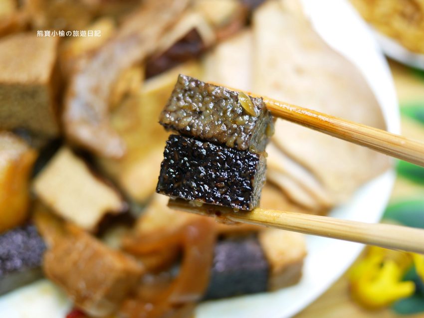 台中秘醬滷味北區永興店(OK超商騎樓),外帶美食冷滷味下午三點就開賣,必吃秘醬乾麵和滷炸豆腐! @熊寶小榆の旅遊日記