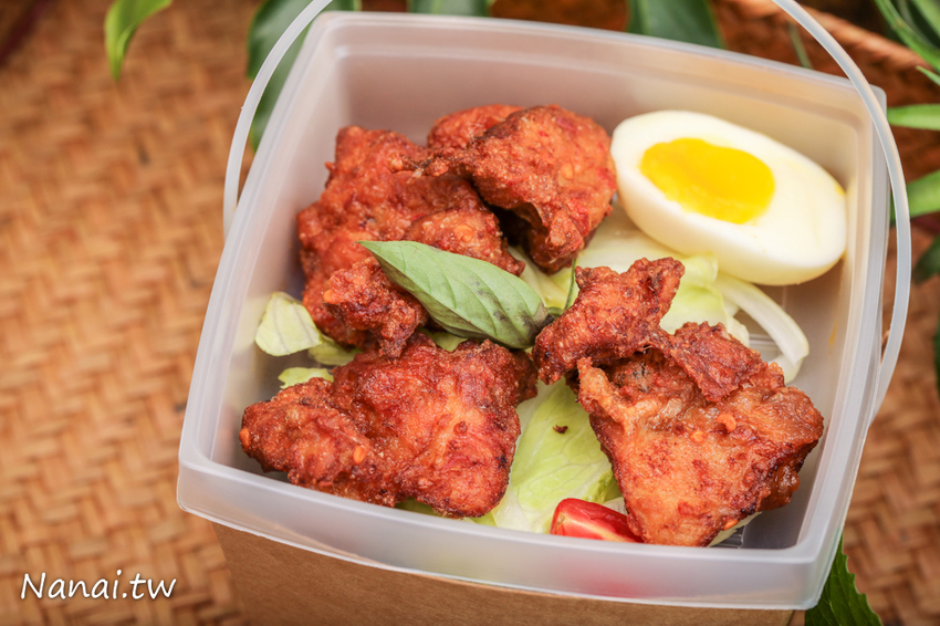 咕蔬搖-新概念舒肥鹹水雞。台中輕食便當 鹹水雞也可以舒肥 獨家六種醬料
