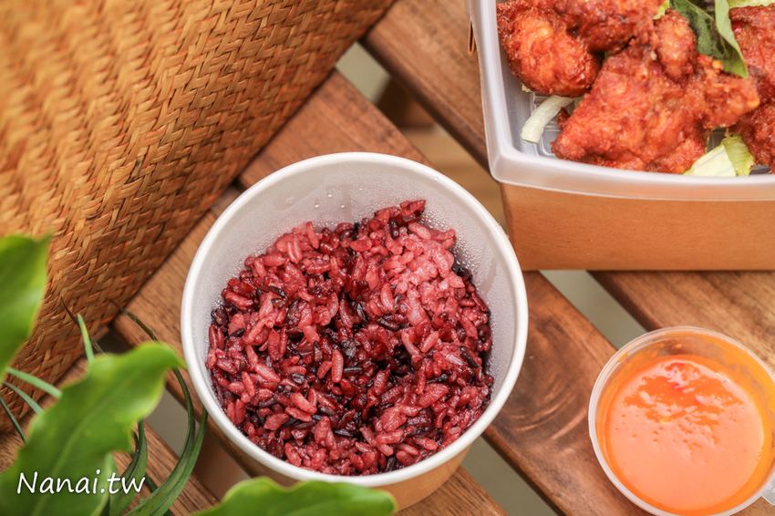 咕蔬搖-新概念舒肥鹹水雞。台中輕食便當 鹹水雞也可以舒肥 獨家六種醬料