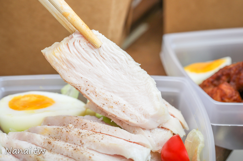 咕蔬搖-新概念舒肥鹹水雞。台中輕食便當 鹹水雞也可以舒肥 獨家六種醬料