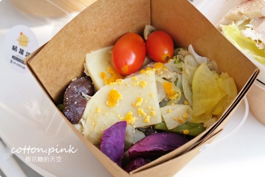 台中鹹水雞這家最文青!便當外送也能點咕蔬搖~六種獨家醬料超特別 台中鹹水雞這家最文青!便當外送也能點咕蔬搖~六種獨家醬料超特別