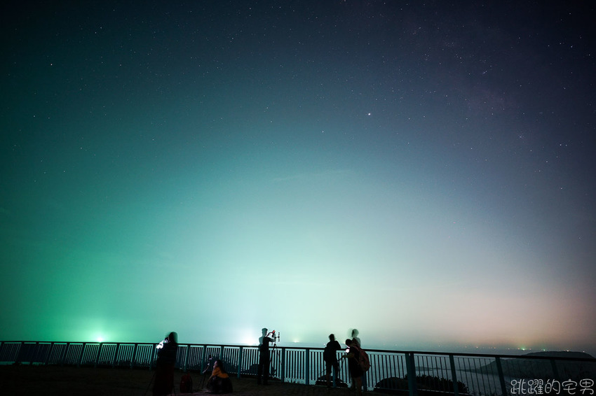 馬祖海鮮痛風餐有夠狂 淡菜鮑魚牡蠣新鮮度破表 一個人只要400元 北竿痛風餐 龍福山莊痛風鍋 北竿塘岐社區發展協會DIY   無毒金銀花茶 玫瑰茶