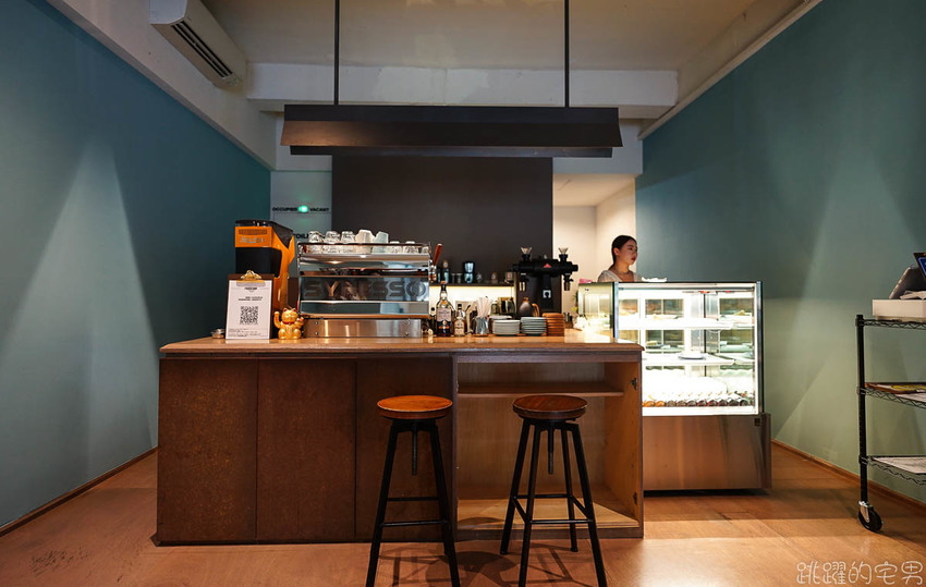 雪莉桶威士忌起司蛋糕 濃厚不囉嗦的直觀美味 北港花生布朗尼 咖啡優先 民權西路站咖啡廳 大同區不限時有插座咖啡廳  咖啡優先菜單  台北不限時咖啡廳