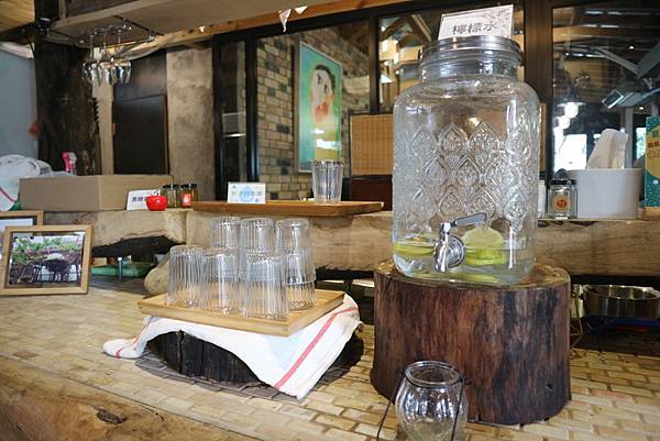 IMG_4704.JPG IMG_4704.JPG