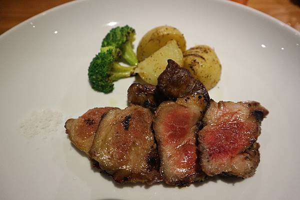 IMG_4827.JPG IMG_4827.JPG