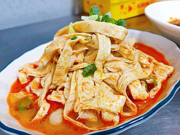 /tmp/php08zA43 /tmp/php08zA43