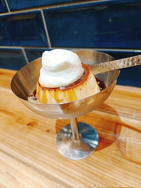 新竹美食:有哩在 Uilly Curry新竹咖哩飯/鍋煮鮮奶茶/鍋煮布丁/薄皮炸雞/隱藏版「牛豬雙拼」咖哩飯/老宅改建(已歇業)