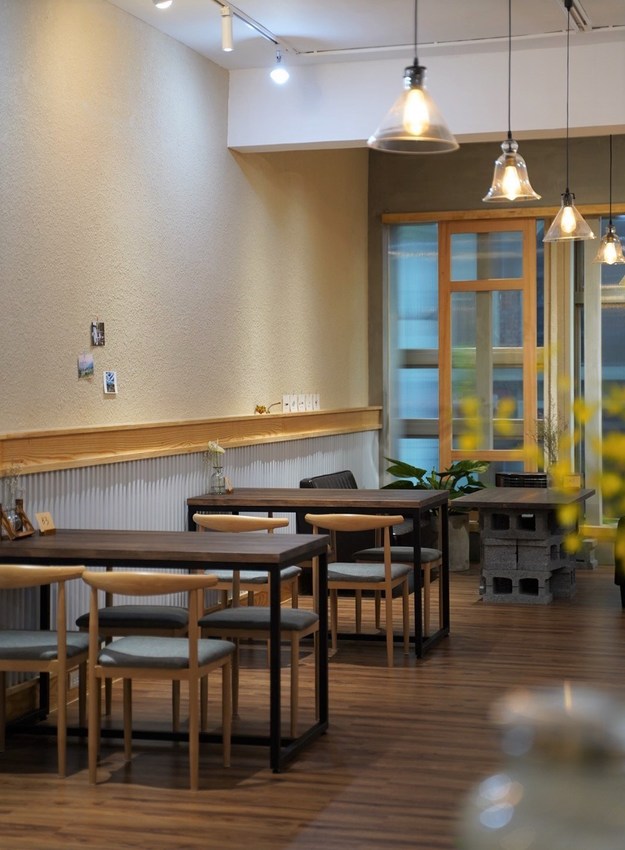 【有哩在Uilly Curry】新竹城隍廟北門街新開幕咖哩專賣店，一進門就能聞到濃濃咖哩香氣，飯後再來顆鍋煮布丁剛剛好！ - 阿華田的美食日記