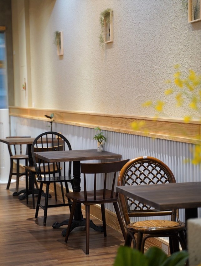 【有哩在Uilly Curry】新竹城隍廟北門街新開幕咖哩專賣店，一進門就能聞到濃濃咖哩香氣，飯後再來顆鍋煮布丁剛剛好！ - 阿華田的美食日記